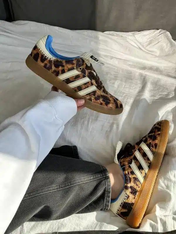 Samba Wales Bonner Leopar