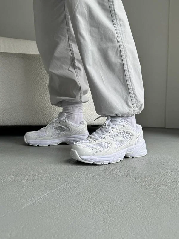 New Balance 530 All White 8