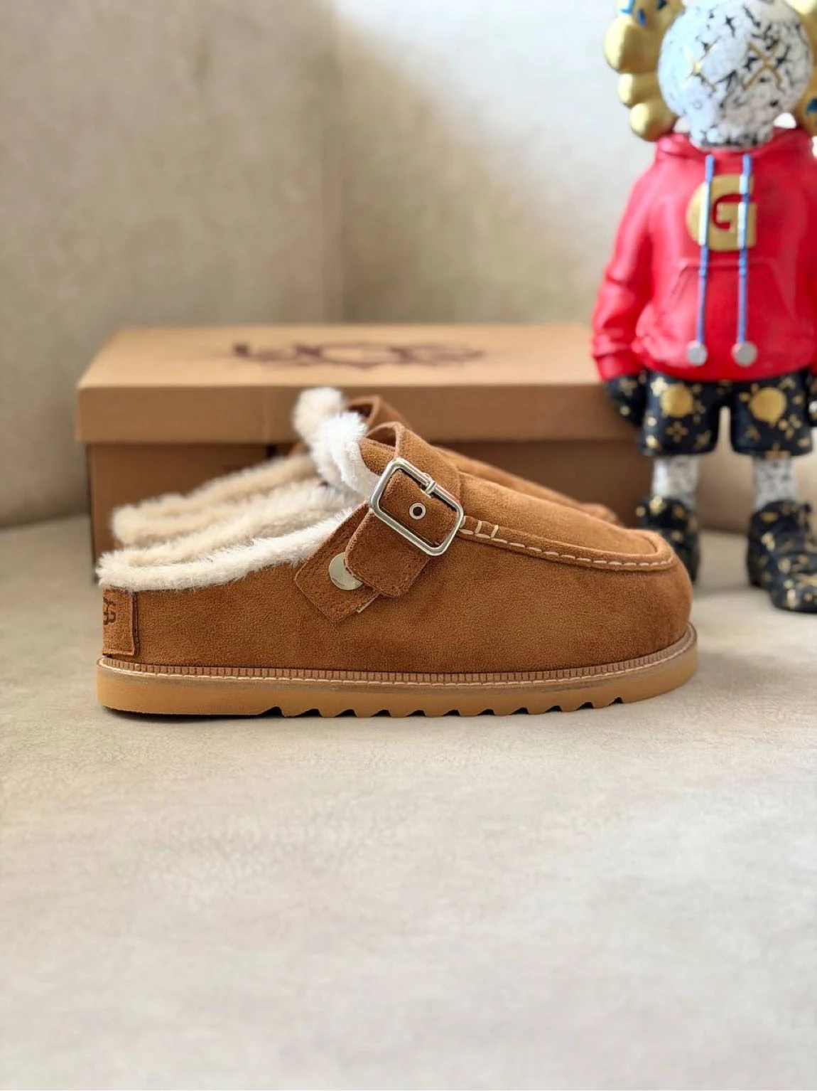 UGG Goldenstar Glog Taba 3