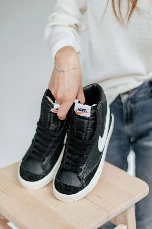 Nike Blazer Mid'77 Siyah