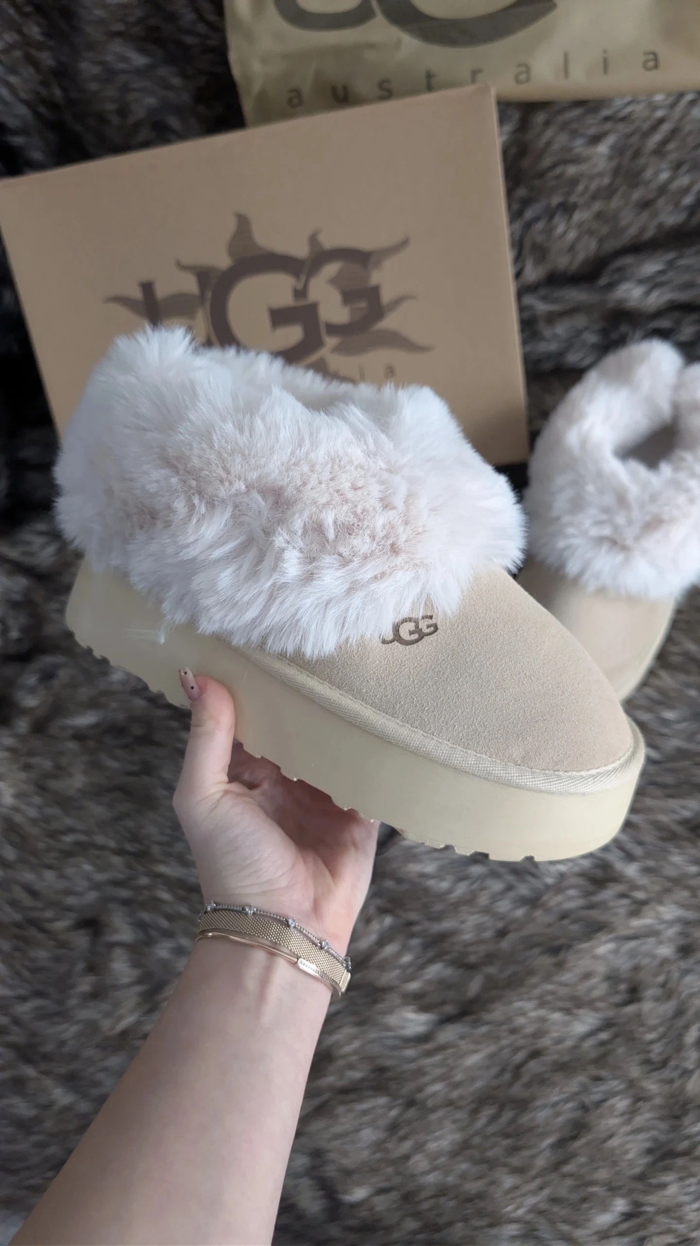 UGG Tazelle Bej