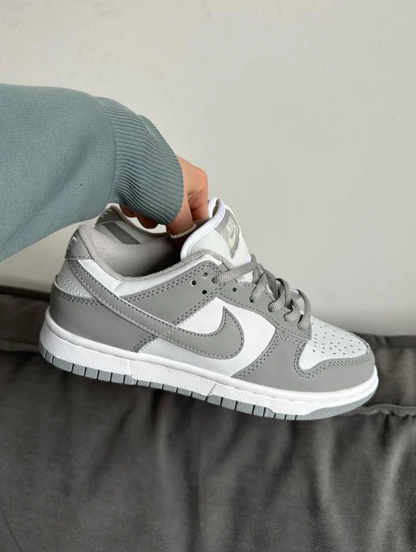 Nike Dunk Low Wolf 4