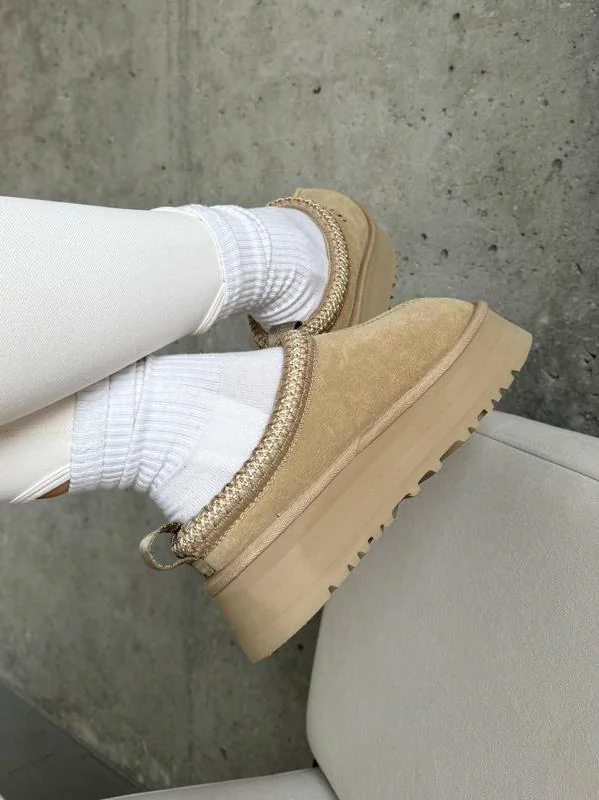 UGG Tazz Bej 4