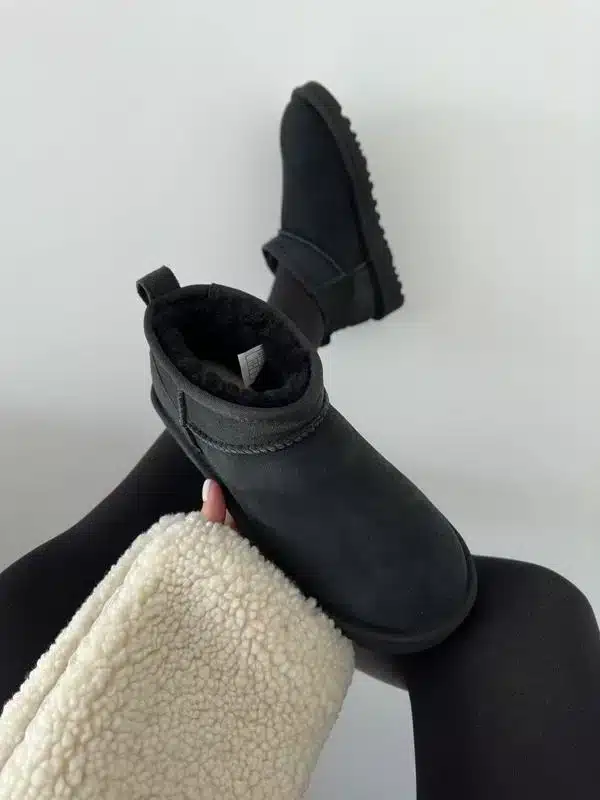Mini Siyah 10