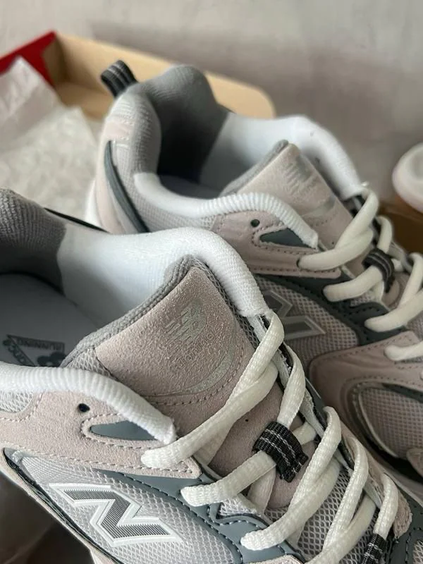 New Balance 530 Gri 5