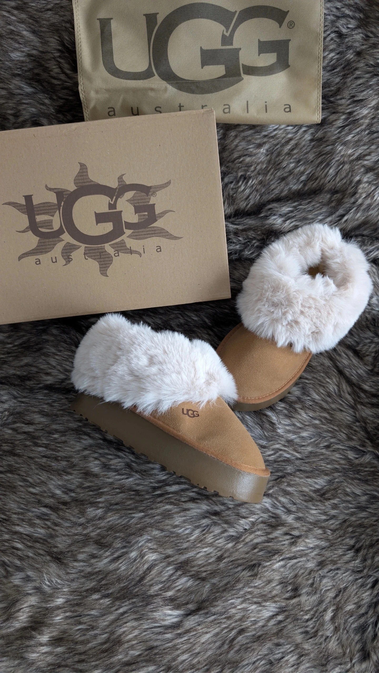 UGG Tazelle Taba 5