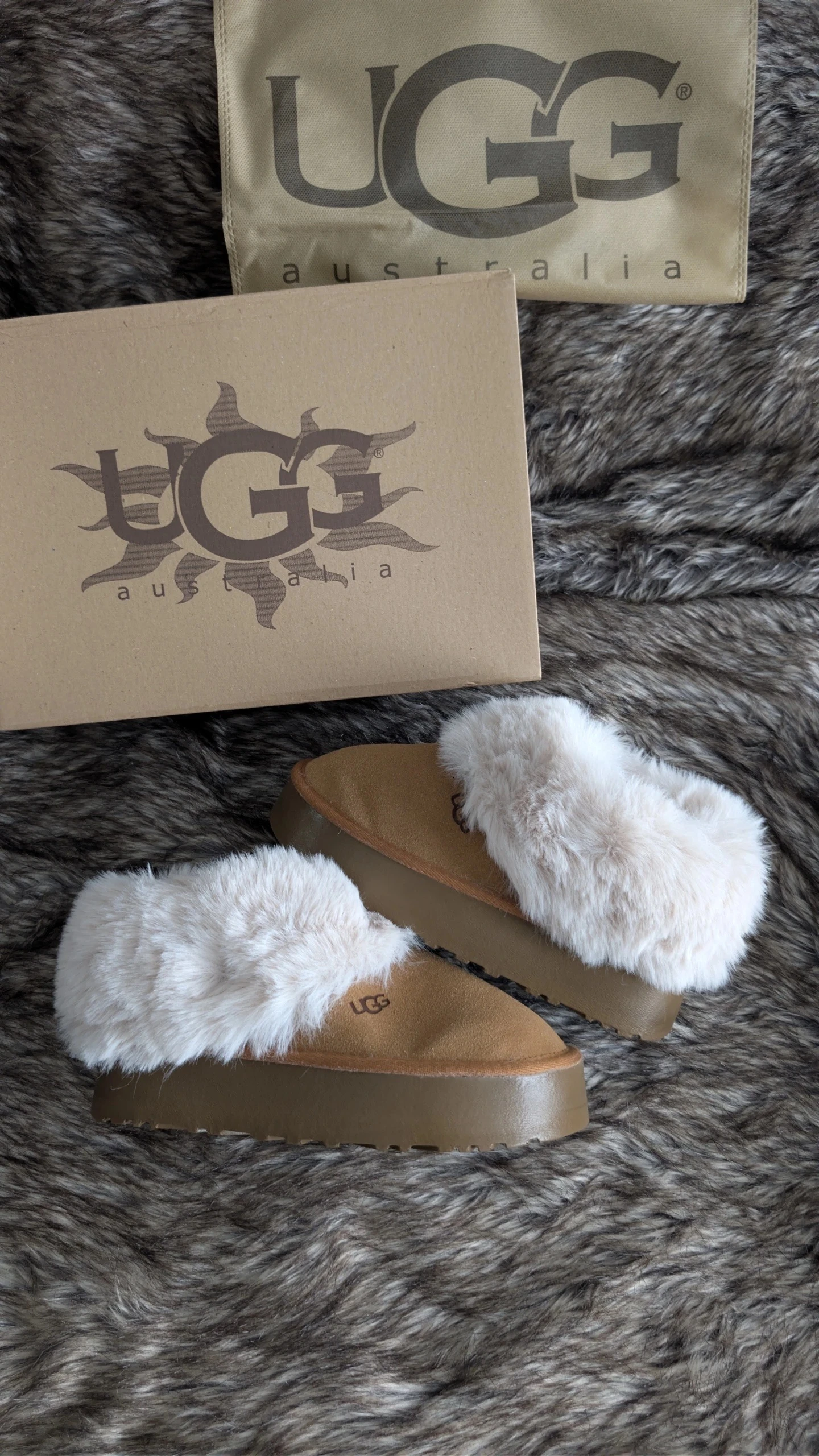 UGG Tazelle Taba 3