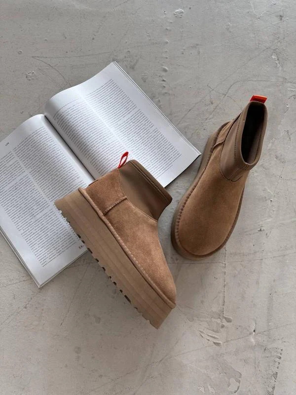 UGG Mini Dipper Özel Seri 4
