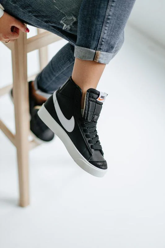 Nike Blazer Mid'77 Siyah 4