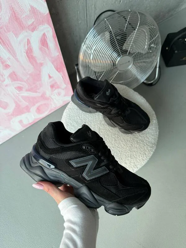 New Balance 9060 Full Black 2
