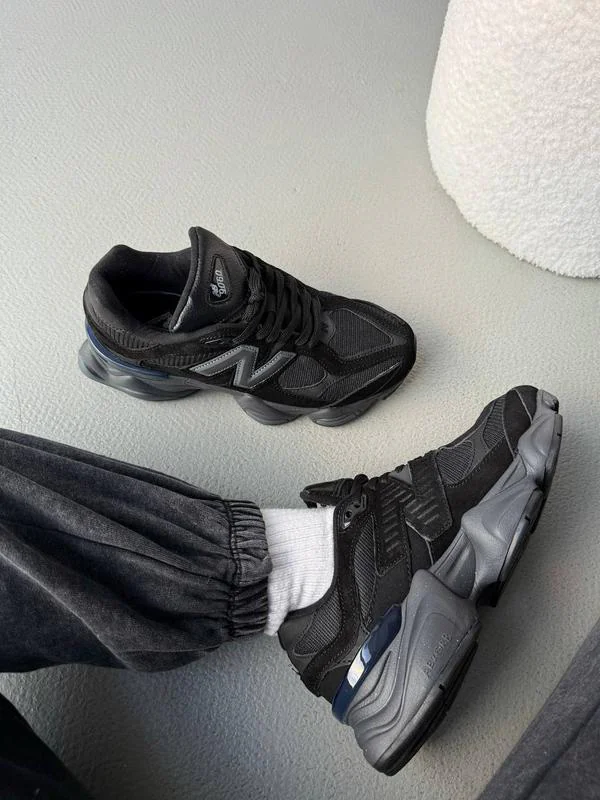 New Balance 9060 Full Black 4