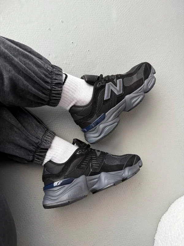 New Balance 9060 Full Black 3