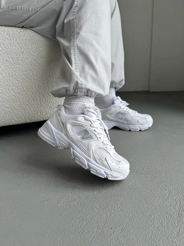 New Balance 530 All White 7