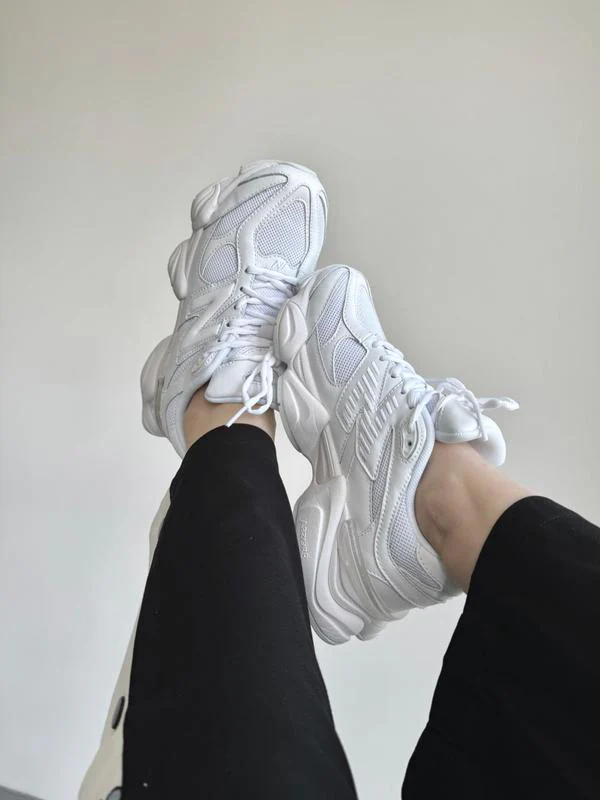 New Balance 9060 Full White 2