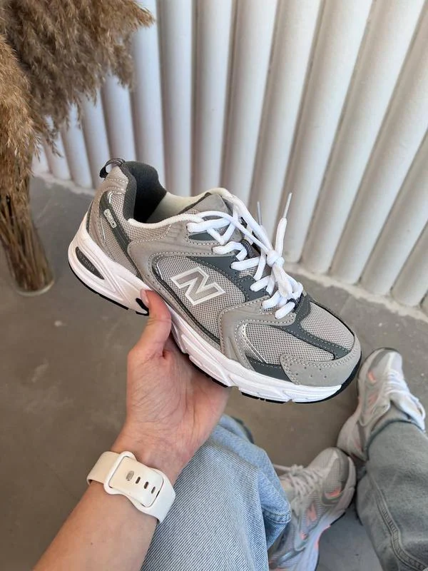 New Balance 530 Gri