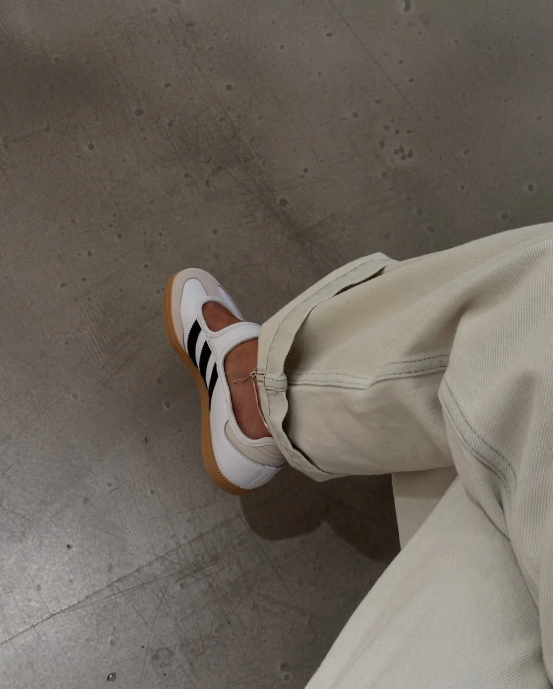 Adidas Samba Jane 4