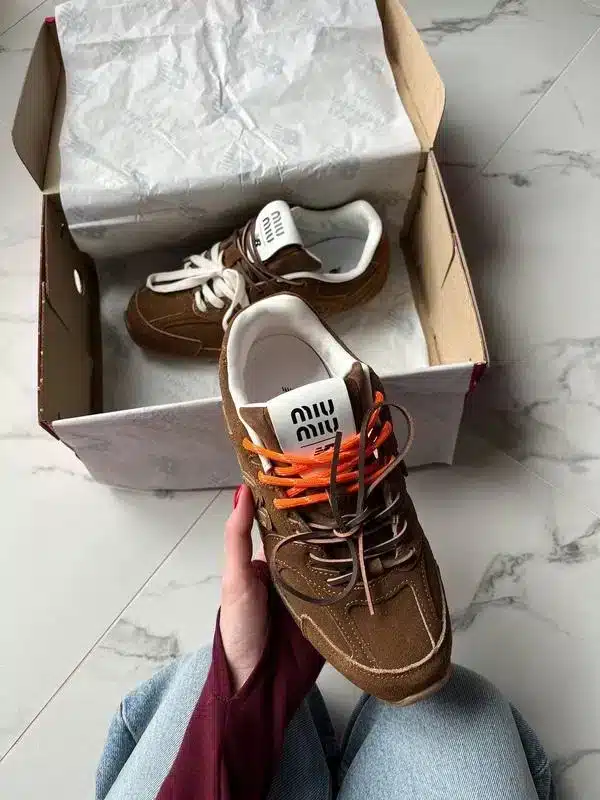 New Balance Miu Miu Tarçın 4