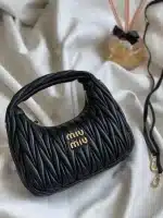 Miu Miu Yuvarlak Deri Çanta