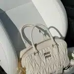 Miu Miu Çanta Nakışlı Deri